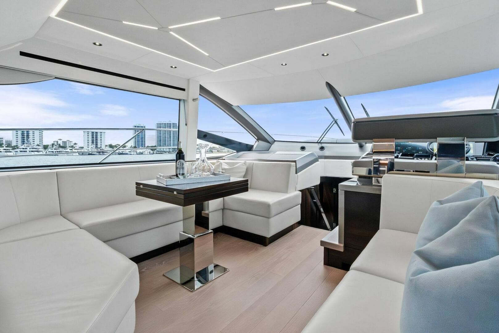 2025 Sunseeker 55 Manhattan