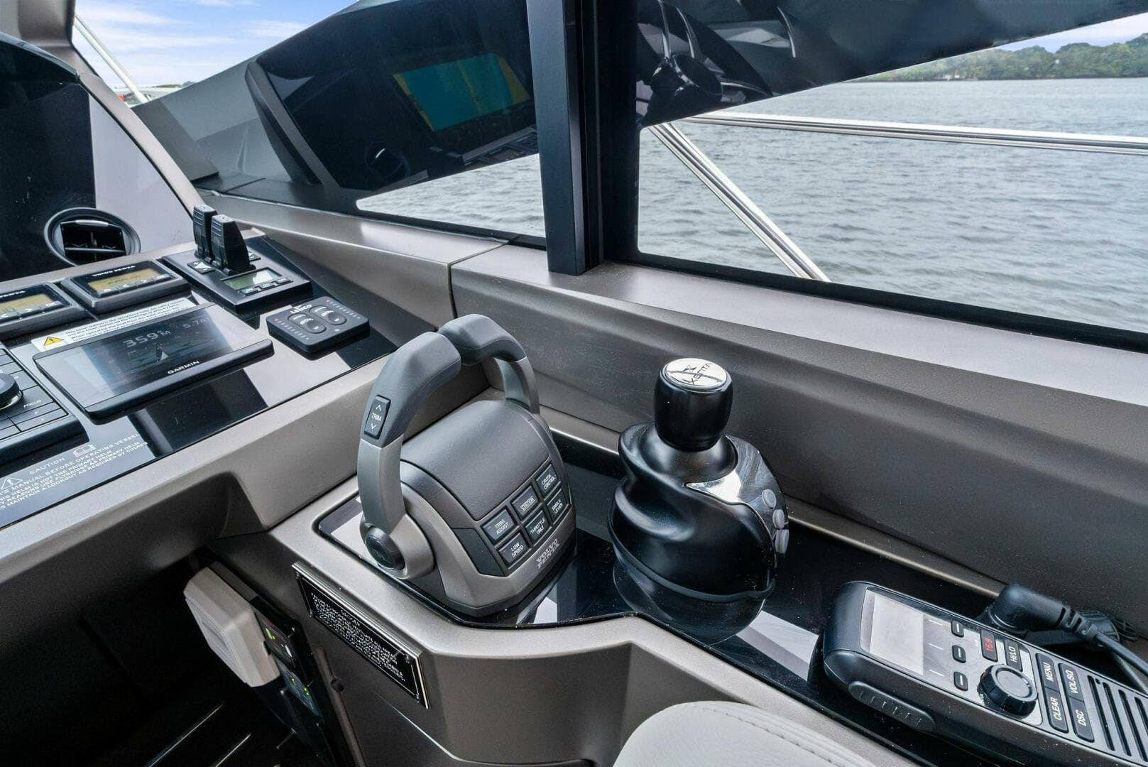 2025 Sunseeker 55 Manhattan