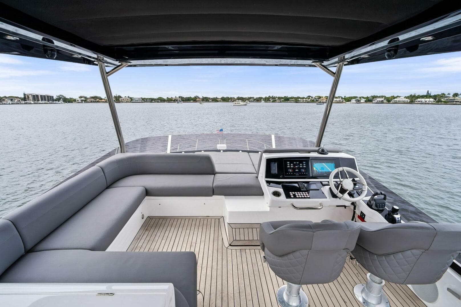 2025 Sunseeker 55 Manhattan