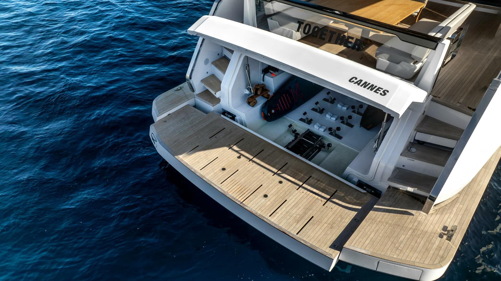 2025 Ferretti Yachts Ferretti 940