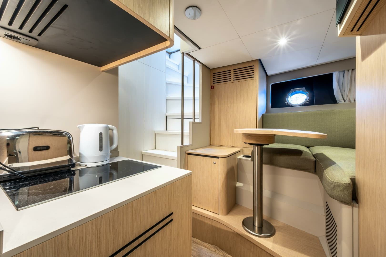 2025 Ferretti Yachts Ferretti 940