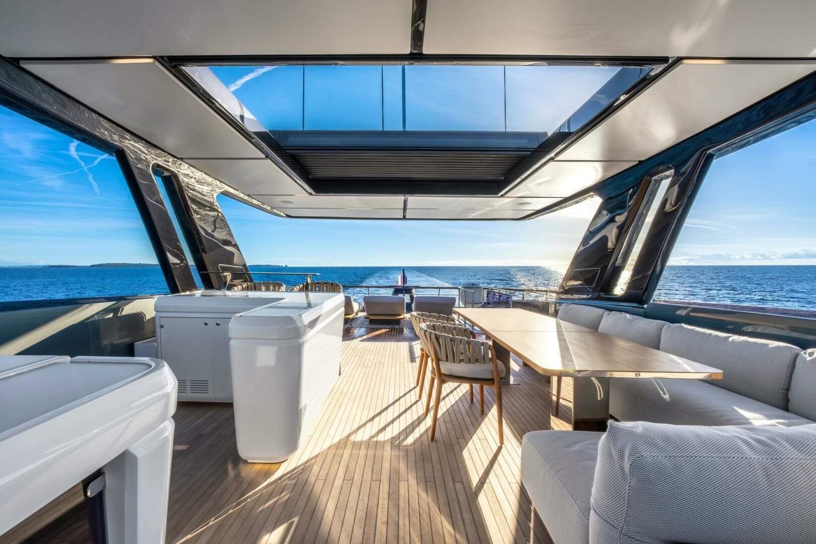 2025 Ferretti Yachts Ferretti 940
