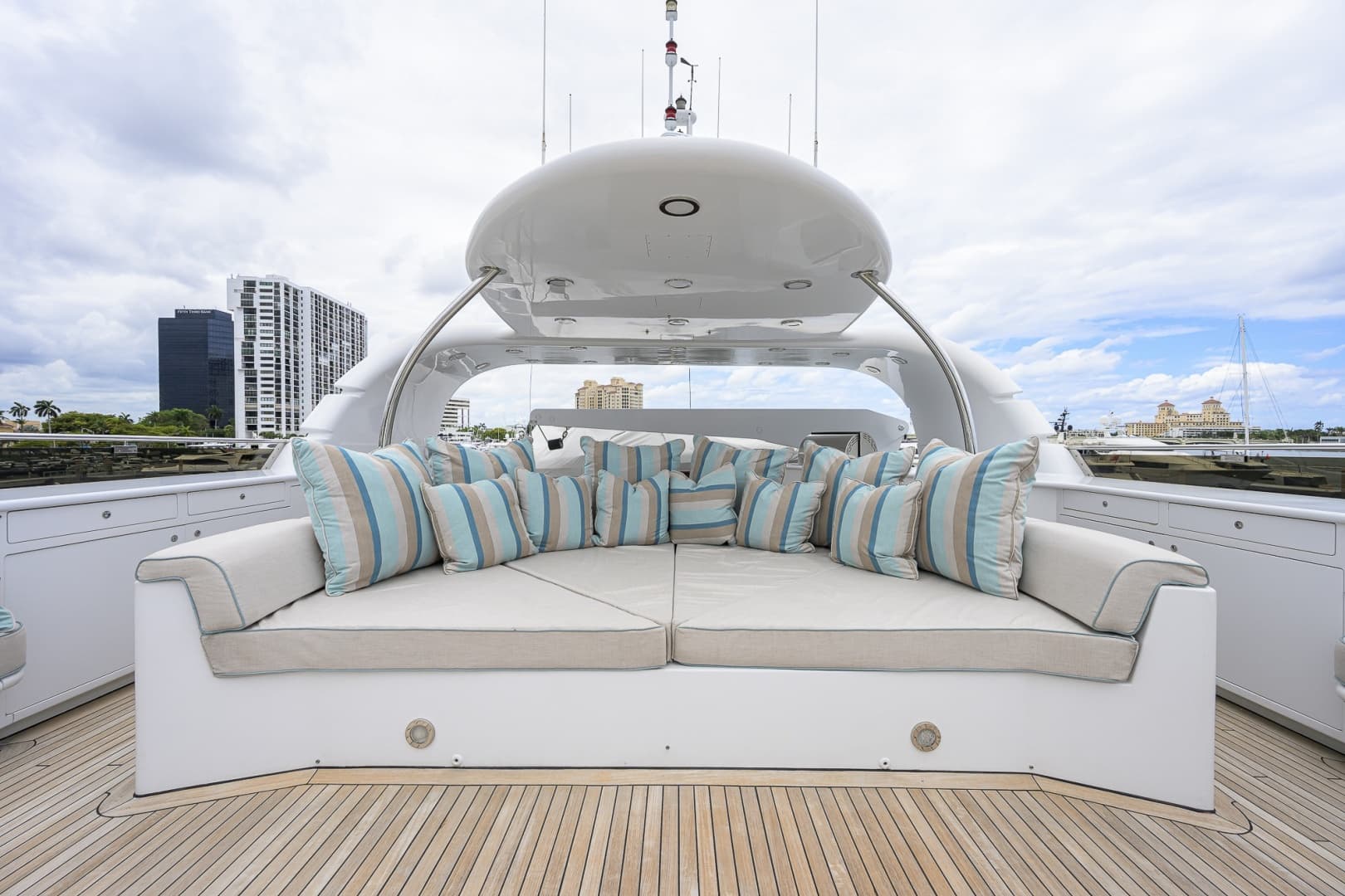 2003 Cheoy Lee Tri-Deck