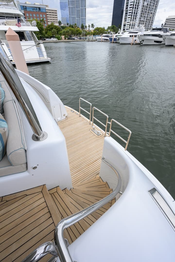 2003 Cheoy Lee Tri-Deck