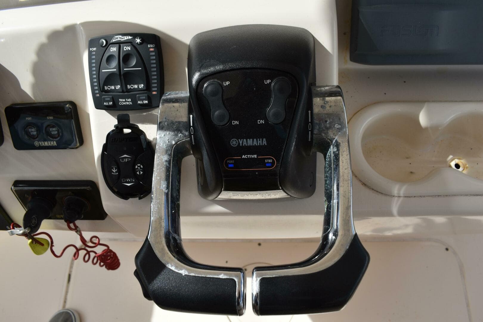 2012 Grady-White Canyon 271