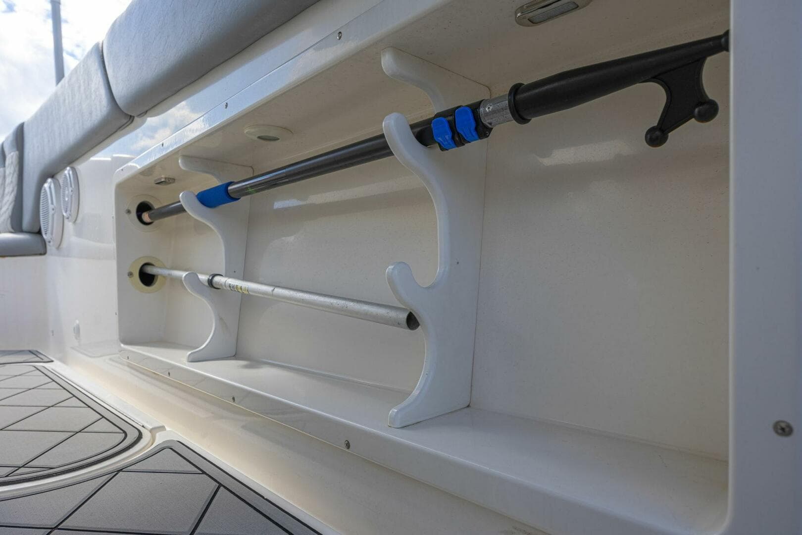 2010 Concept 4400 Sport Yacht