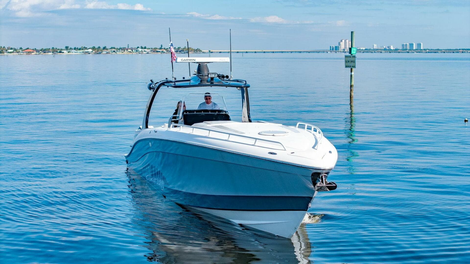 2010 Concept 4400 Sport Yacht