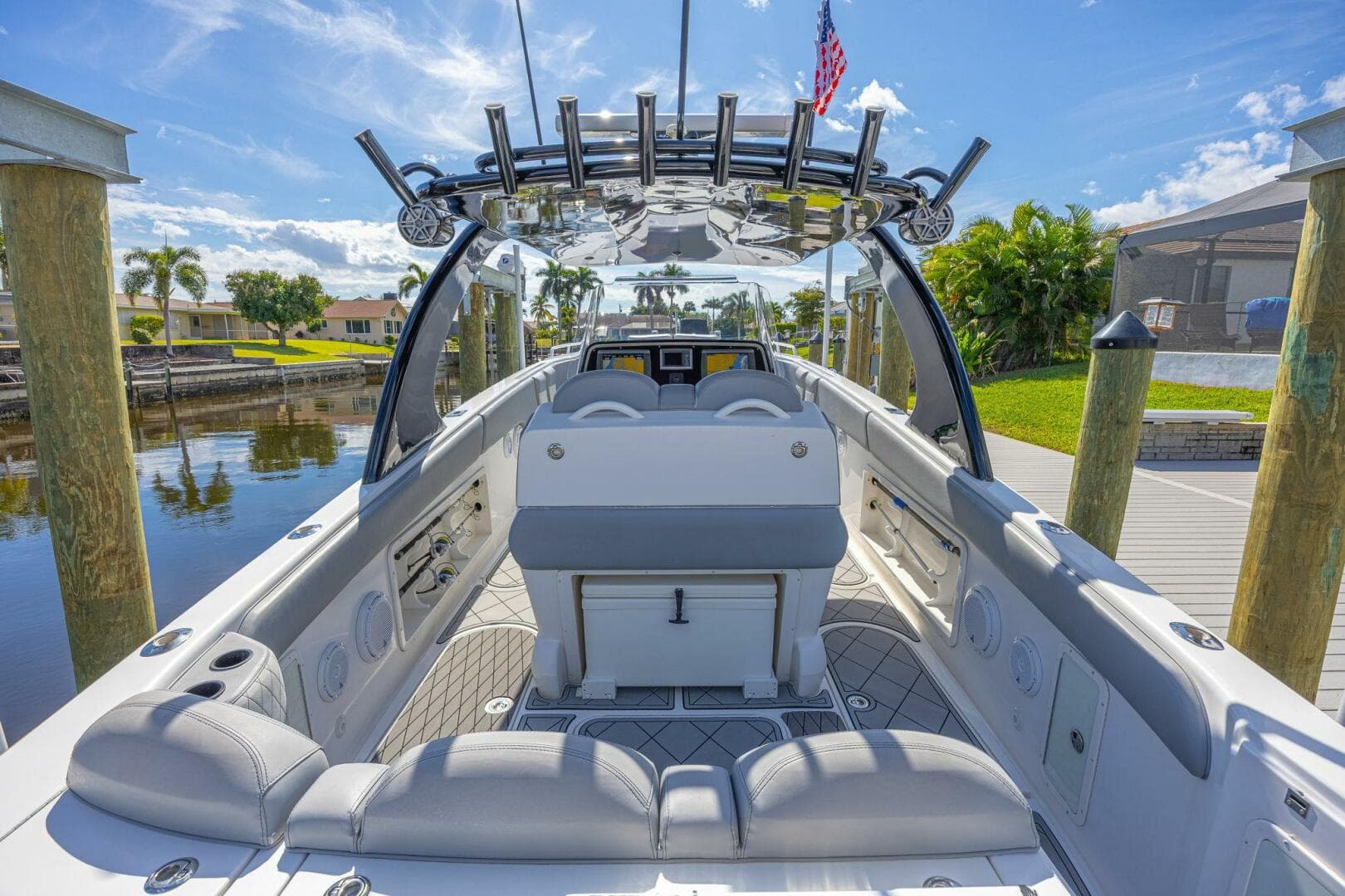 2010 Concept 4400 Sport Yacht