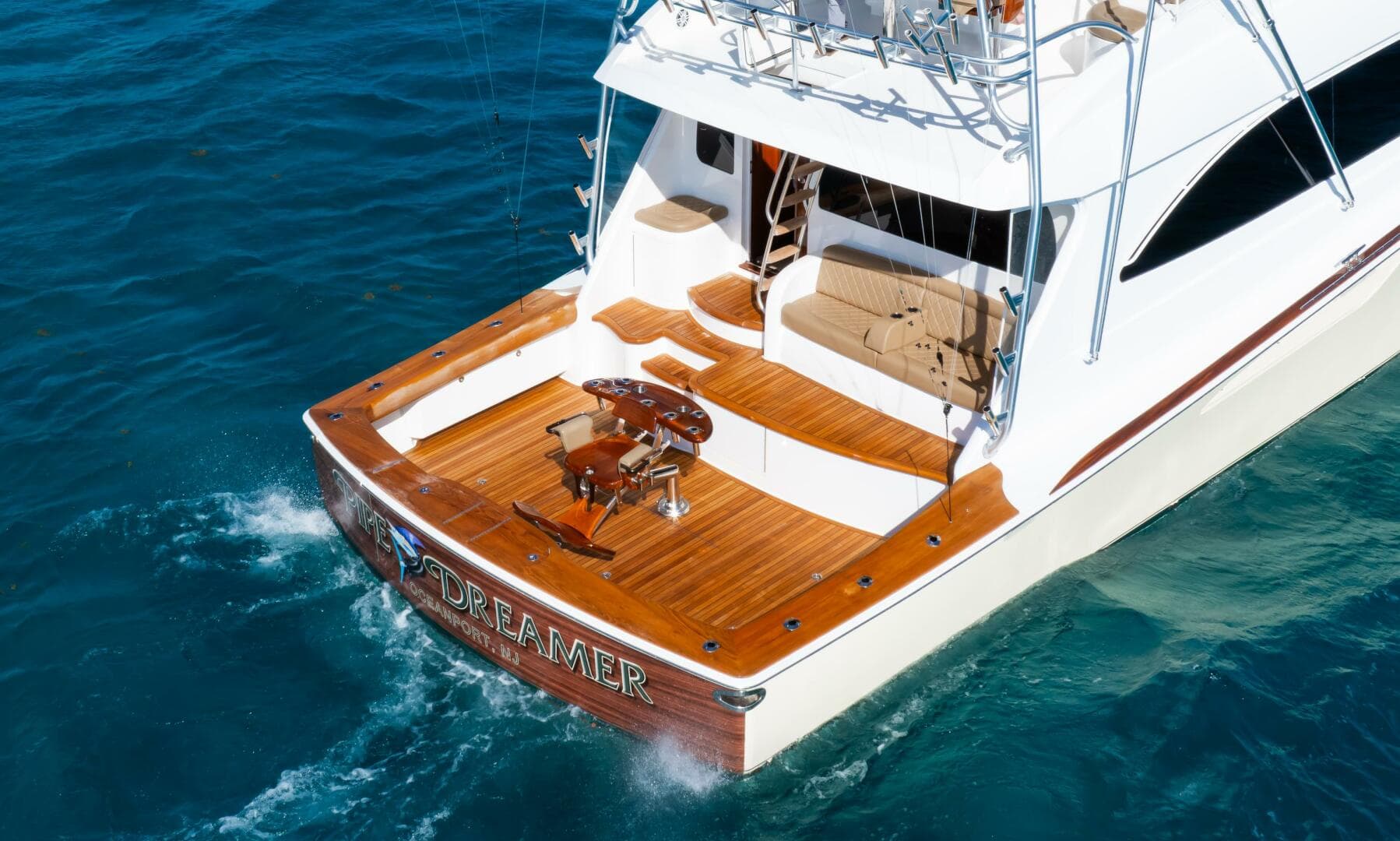 Viking 70 Convertible - Cockpit