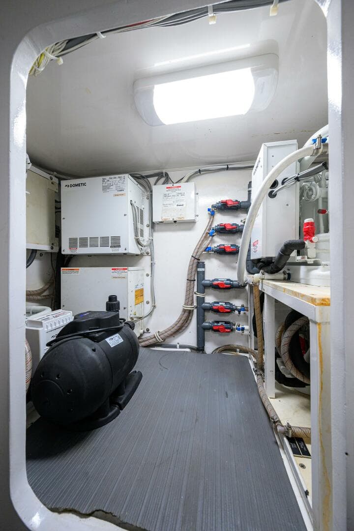 2008 Viking 60 Convertible