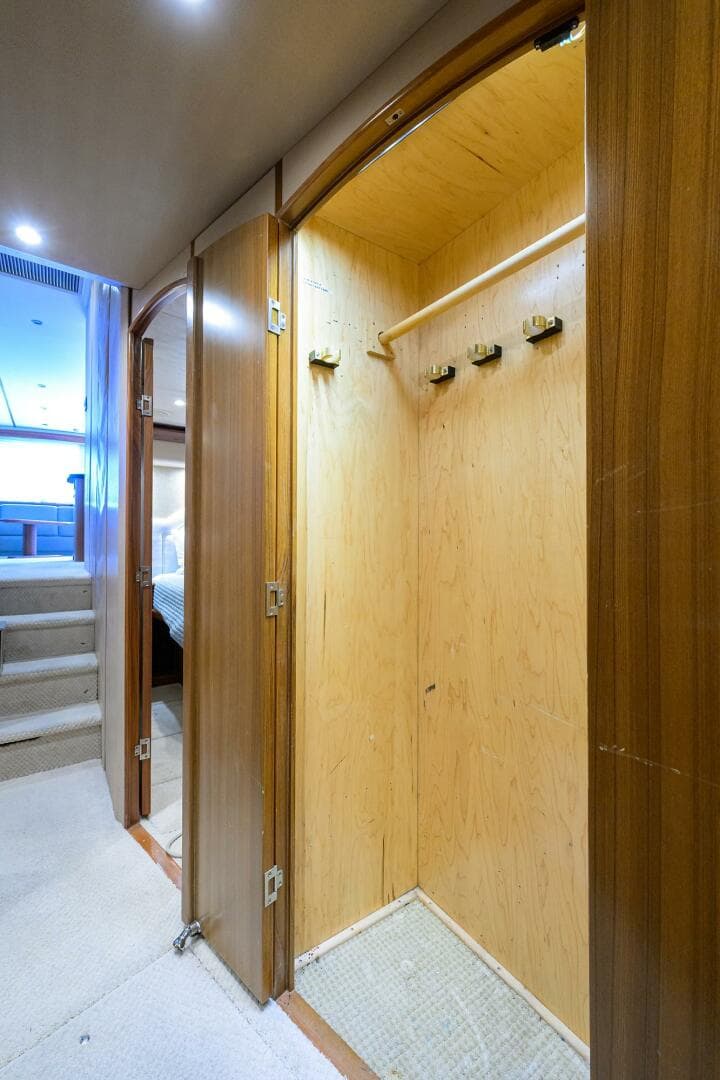 2008 Viking 60 Convertible