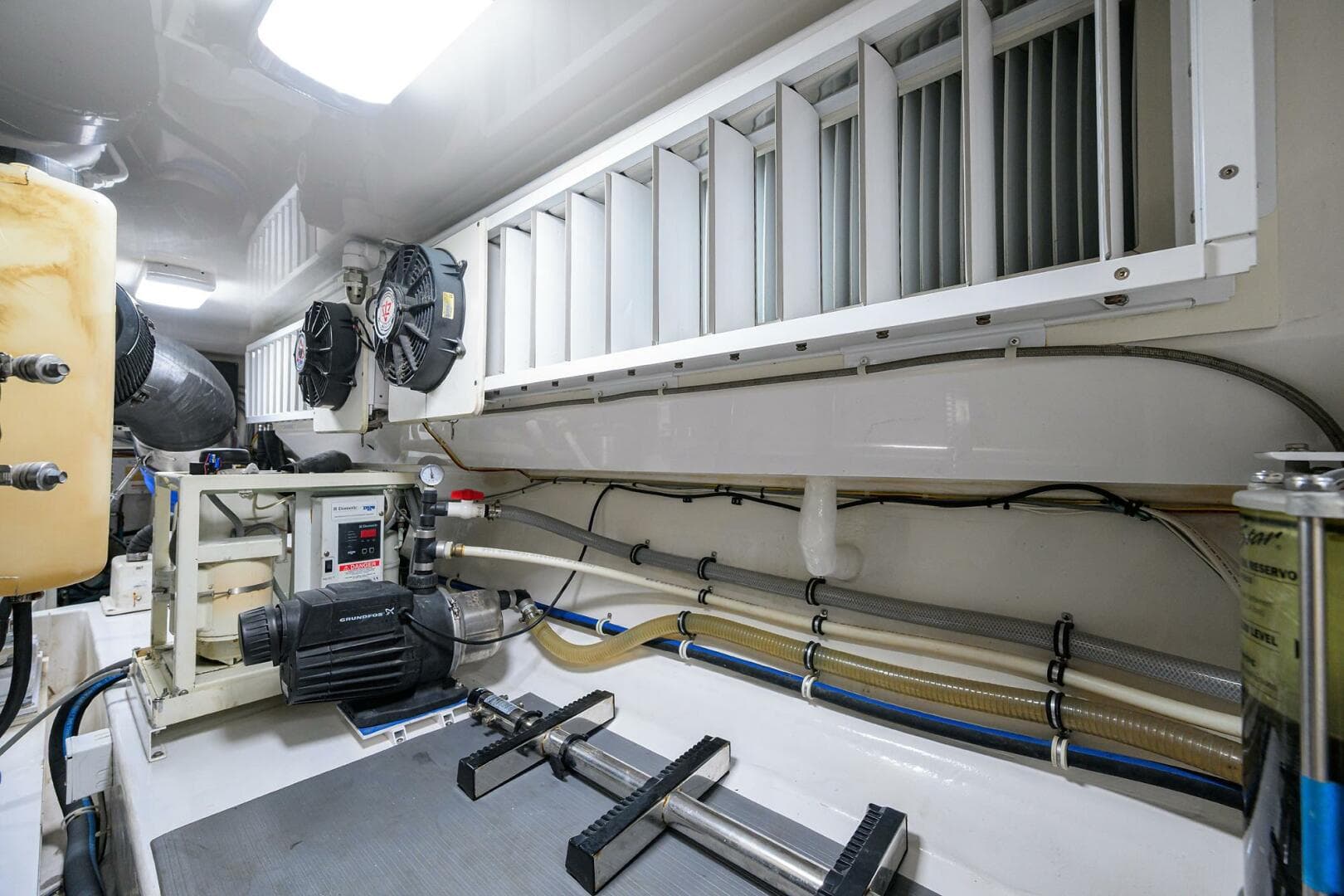 2008 Viking 60 Convertible