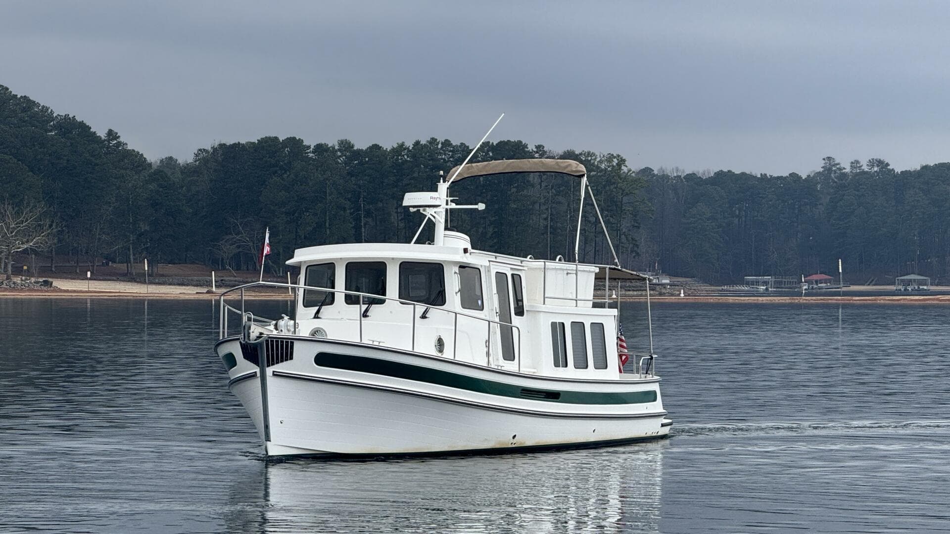 Forward Three-Quarter View