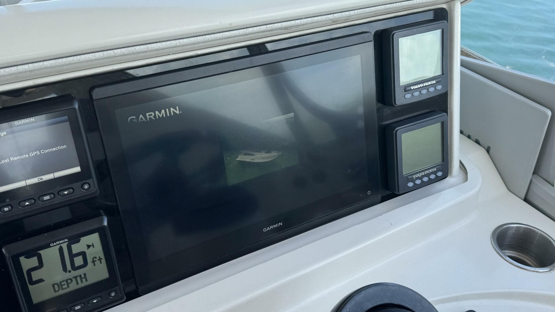 Flybridge Equipment & Navigation