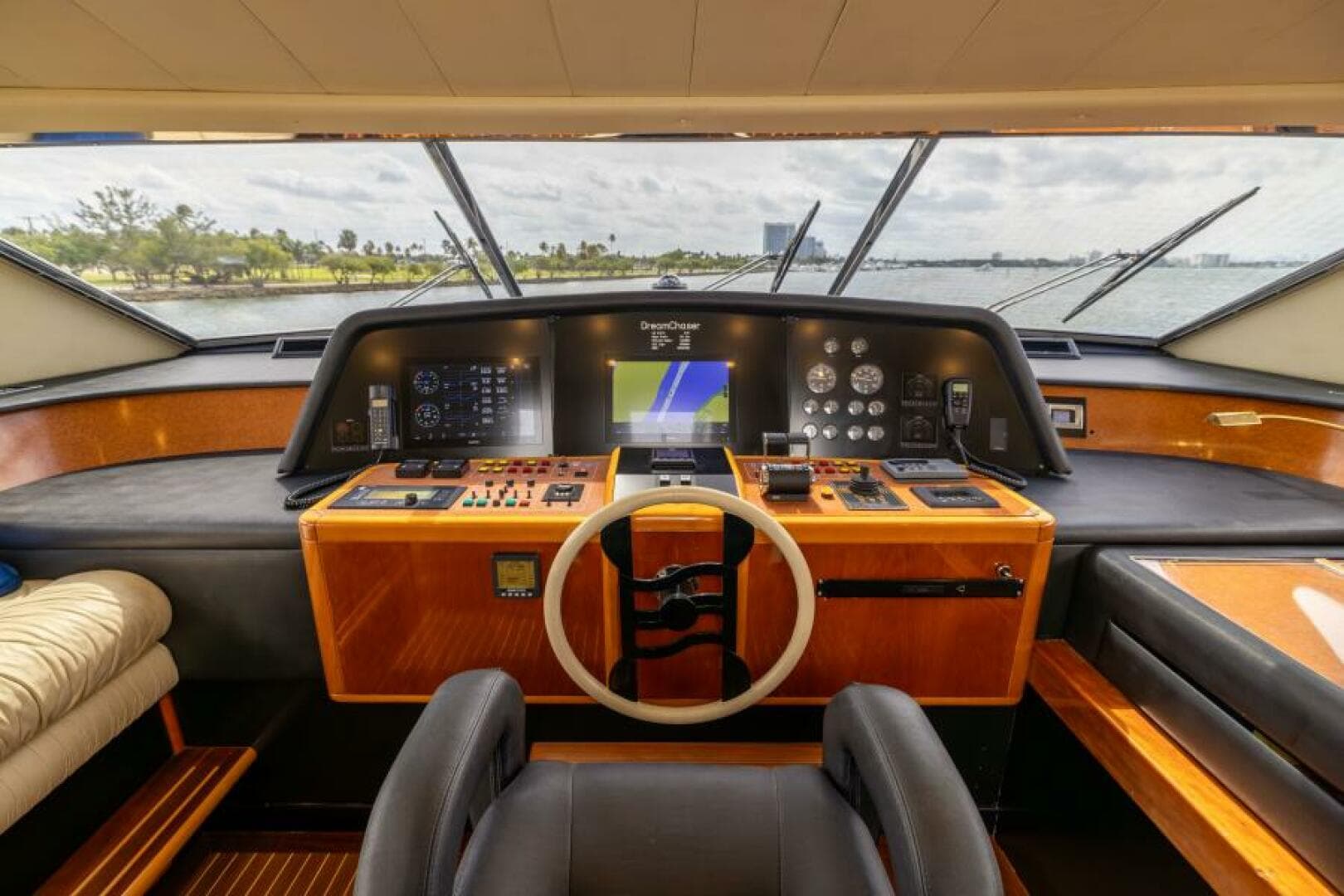 2001 Ferretti 94 Raised Pilothouse - Dreamchaser -Raised Pilothouse
