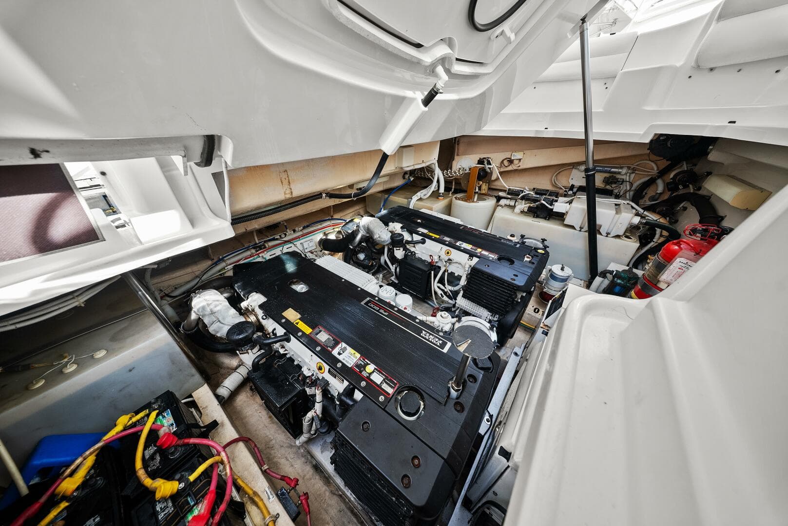 2007 Tiara Yachts 4300 Sovran - Engine Room 