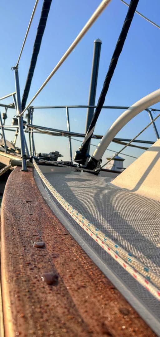 1999 Island Packet 320