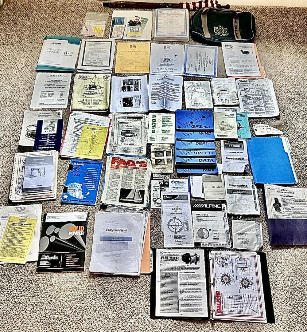 1999 Island Packet 320