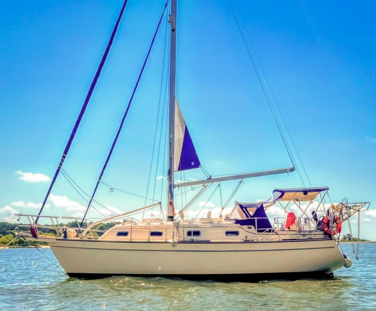 1999 Island Packet 320