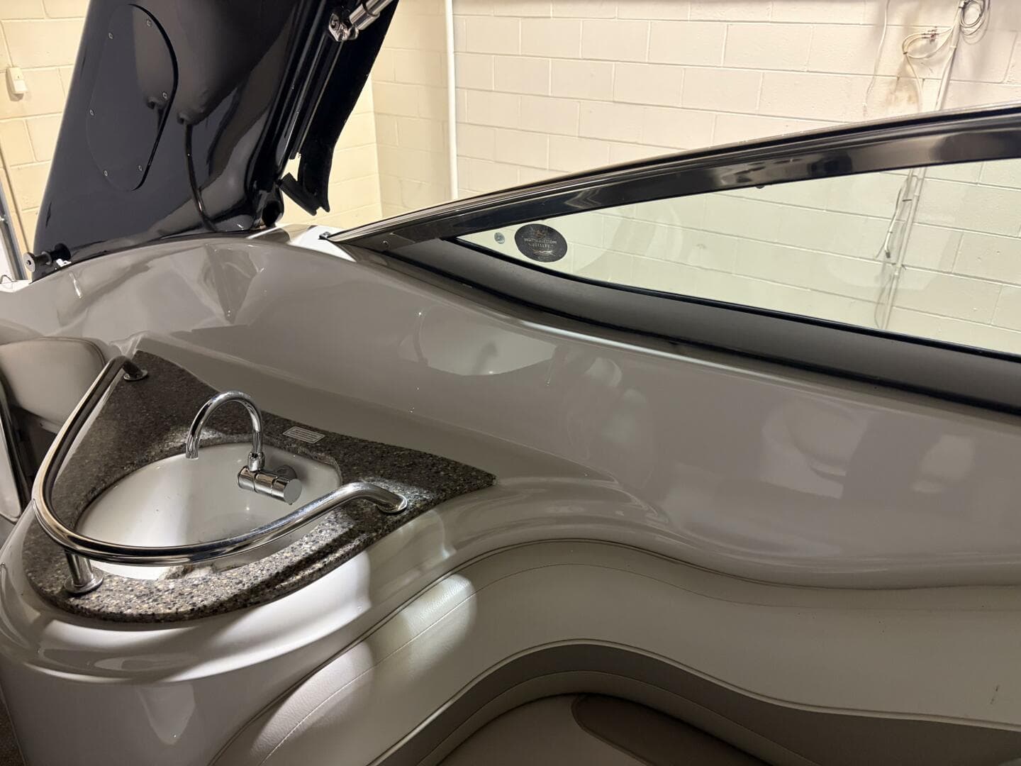 2019 Crownline 264 CR