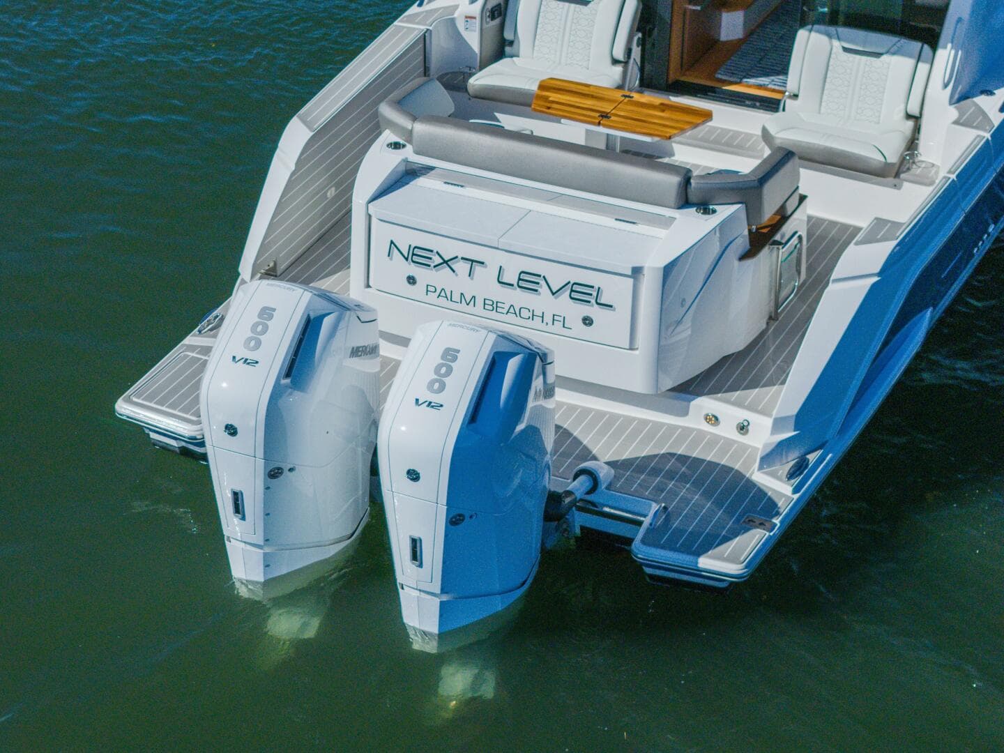 2025 Tiara Yachts 43 LE