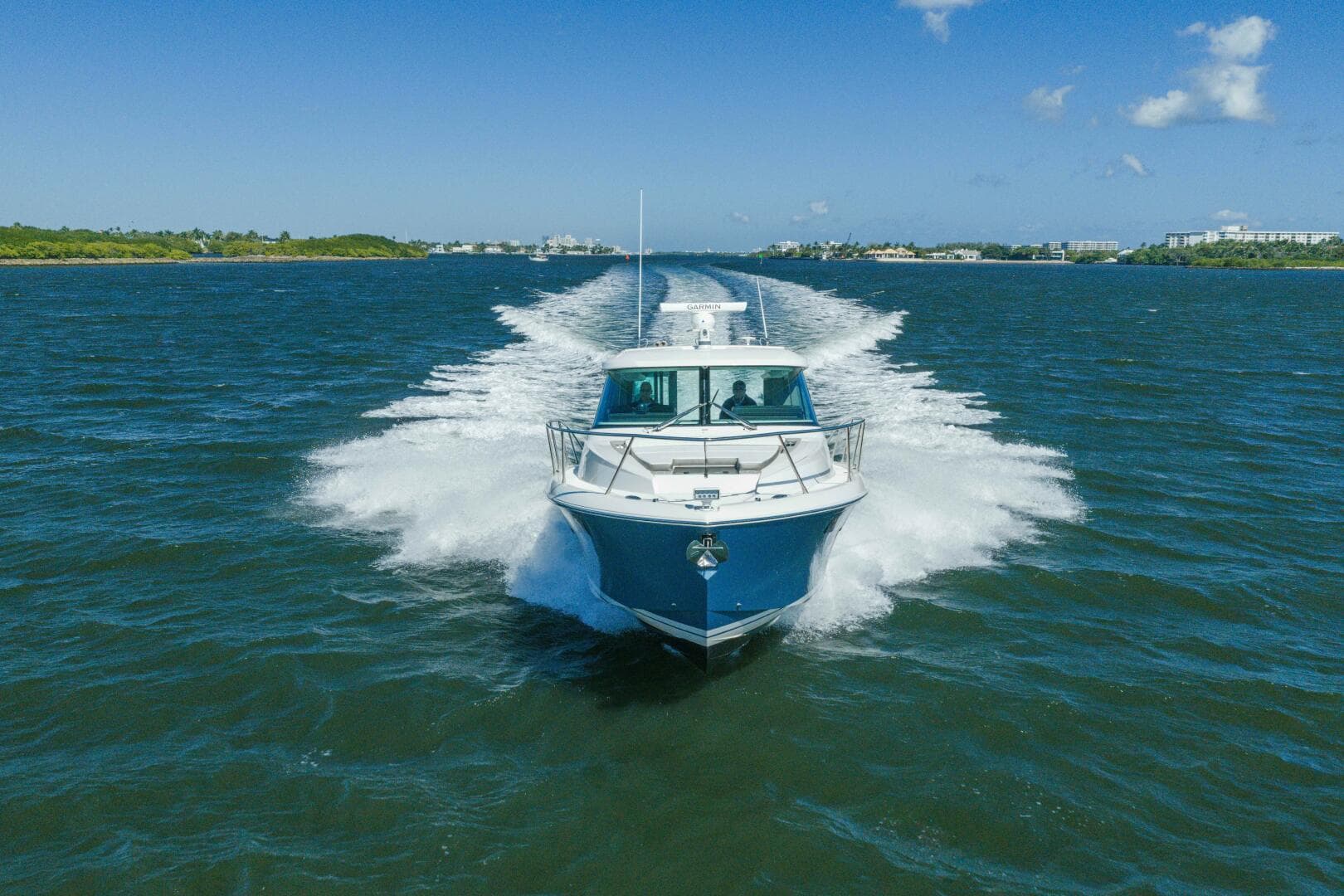 2025 Tiara Yachts 43 LE