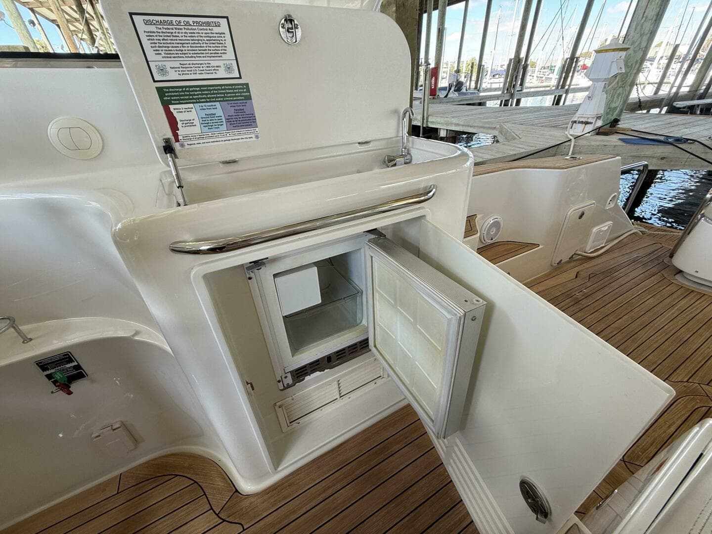 2007 Chris-Craft Roamer 40