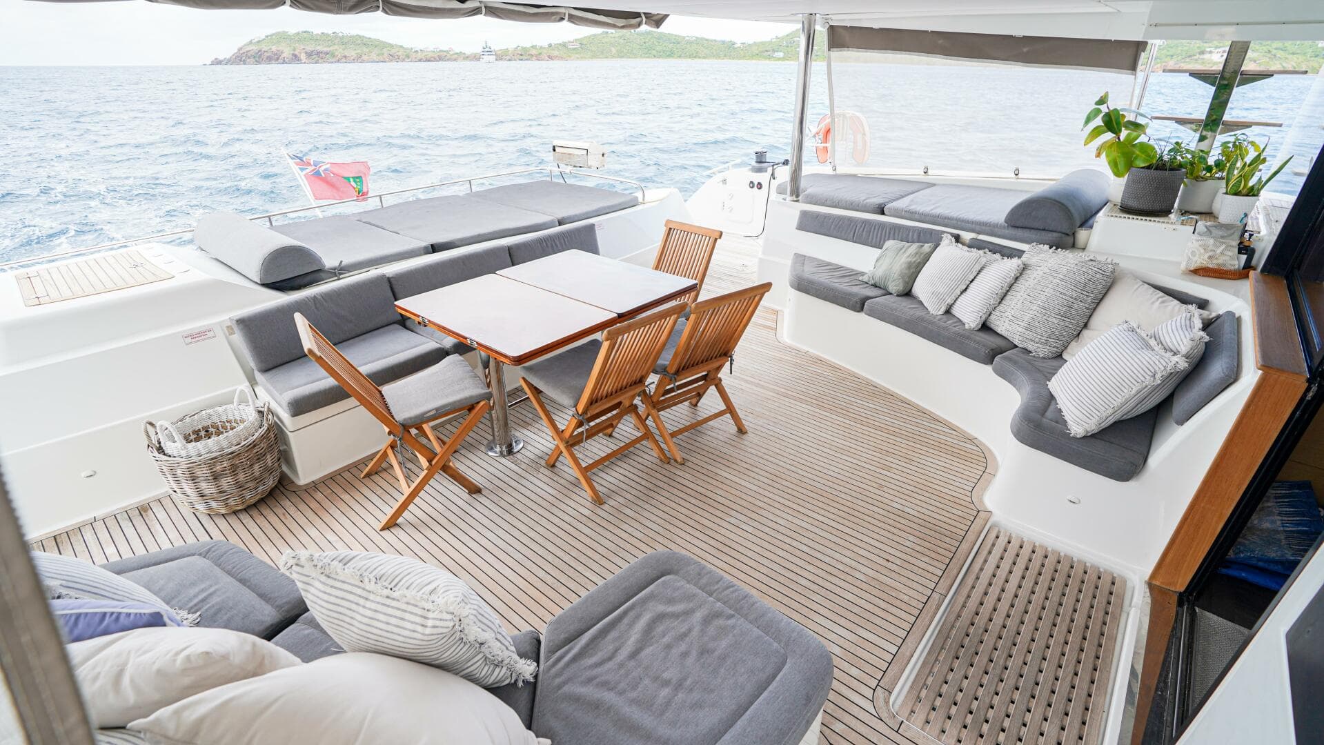 2017 Fountaine Pajot Victoria 67