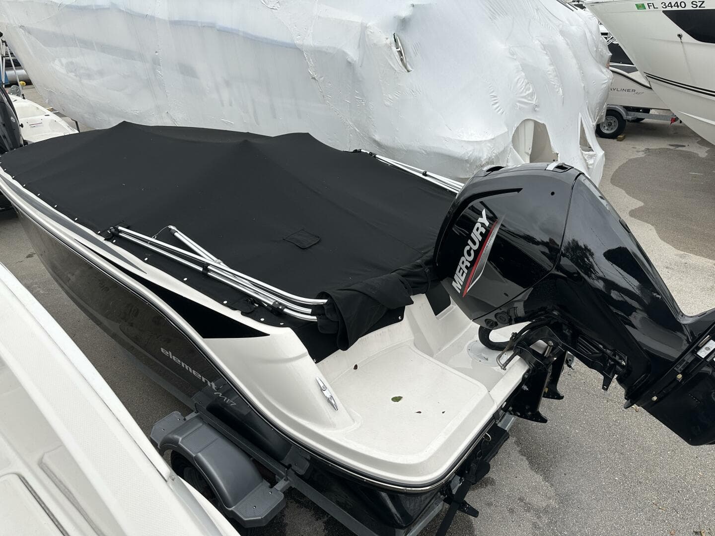 2023 Bayliner M17