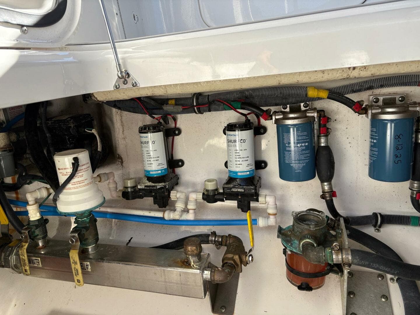 2017 Everglades 350 LX