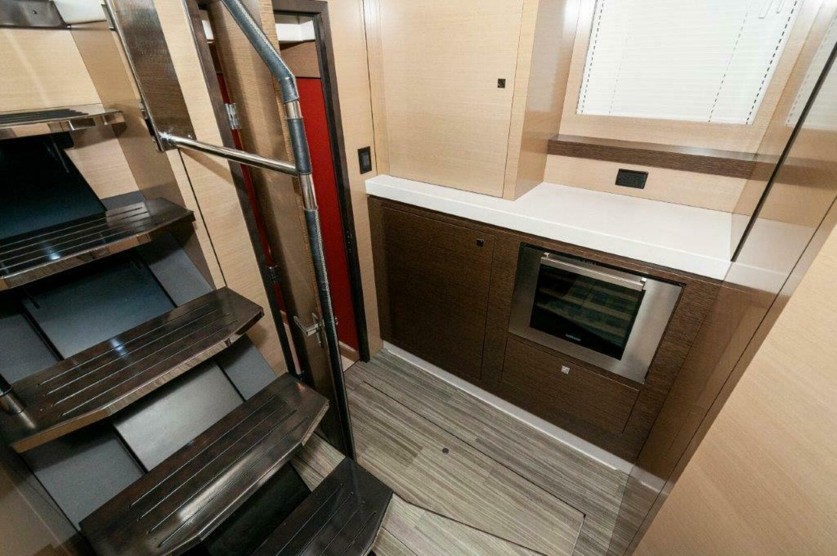 2019 Cruisers Yachts 60 Cantius- AFTER FIVE