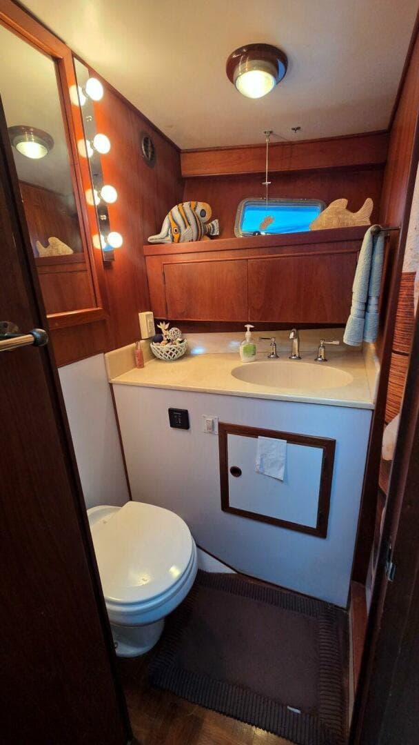 1987 DeFever 48 Tri Cabin