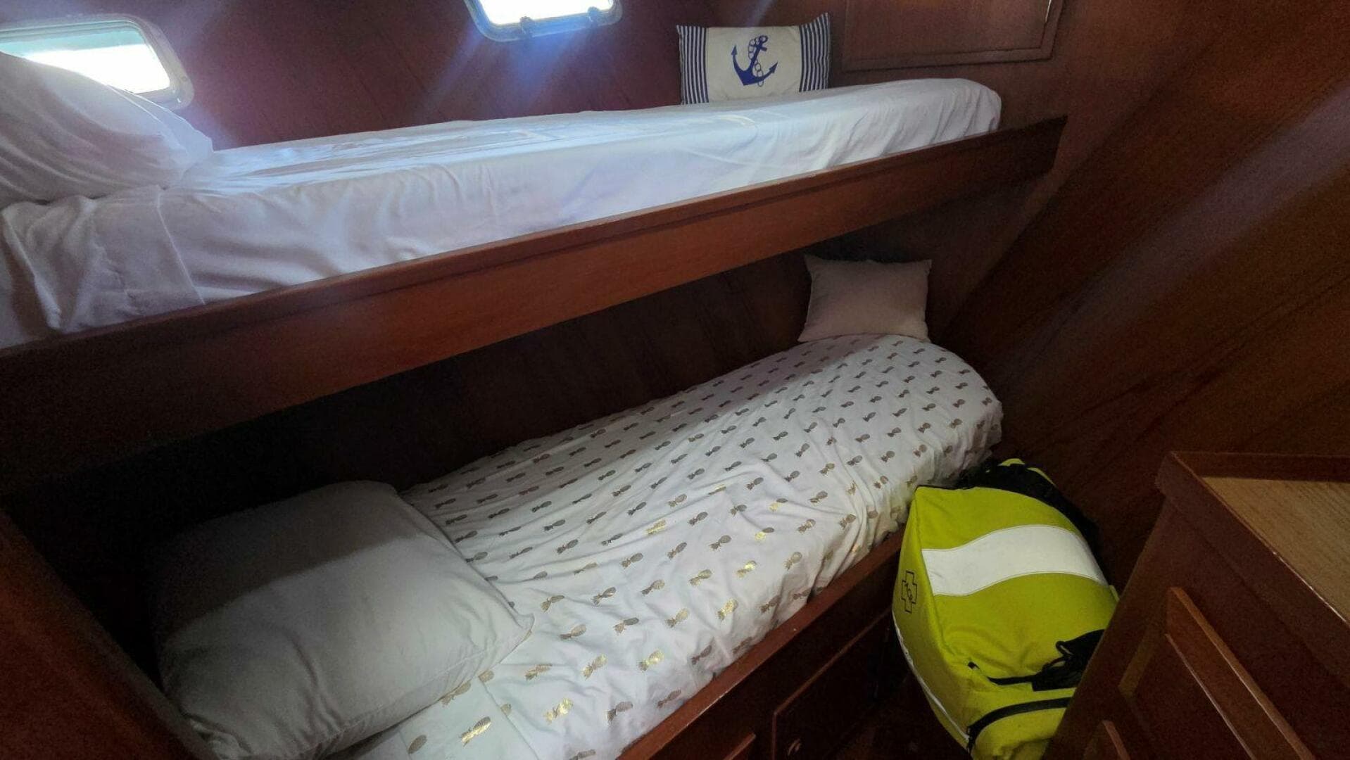 1987 DeFever 48 Tri Cabin