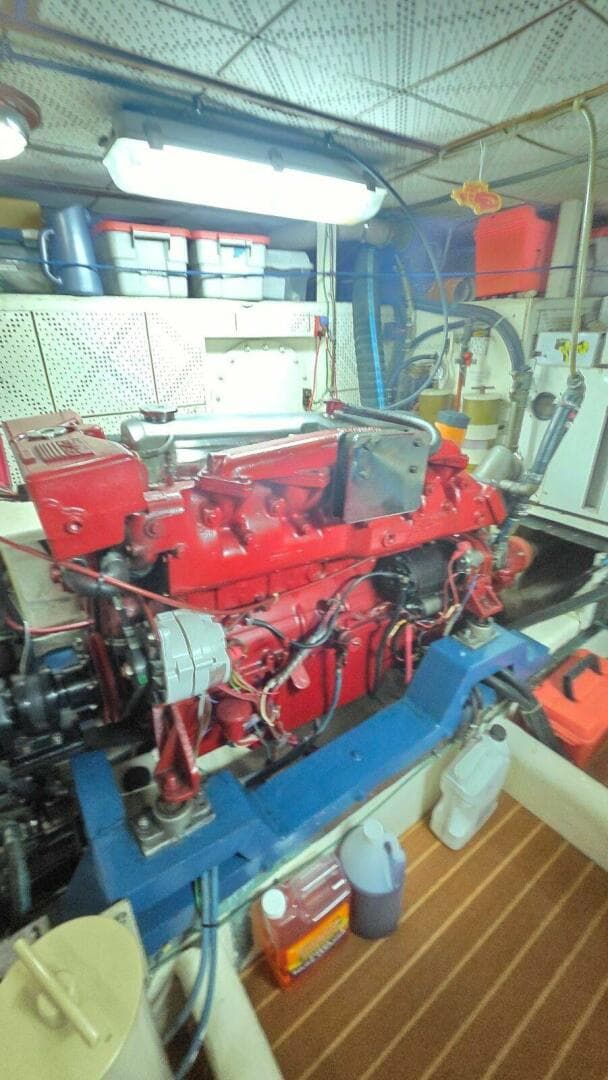 1987 DeFever 48 Tri Cabin