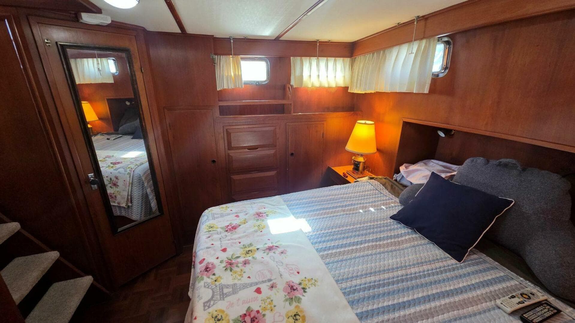 1987 DeFever 48 Tri Cabin