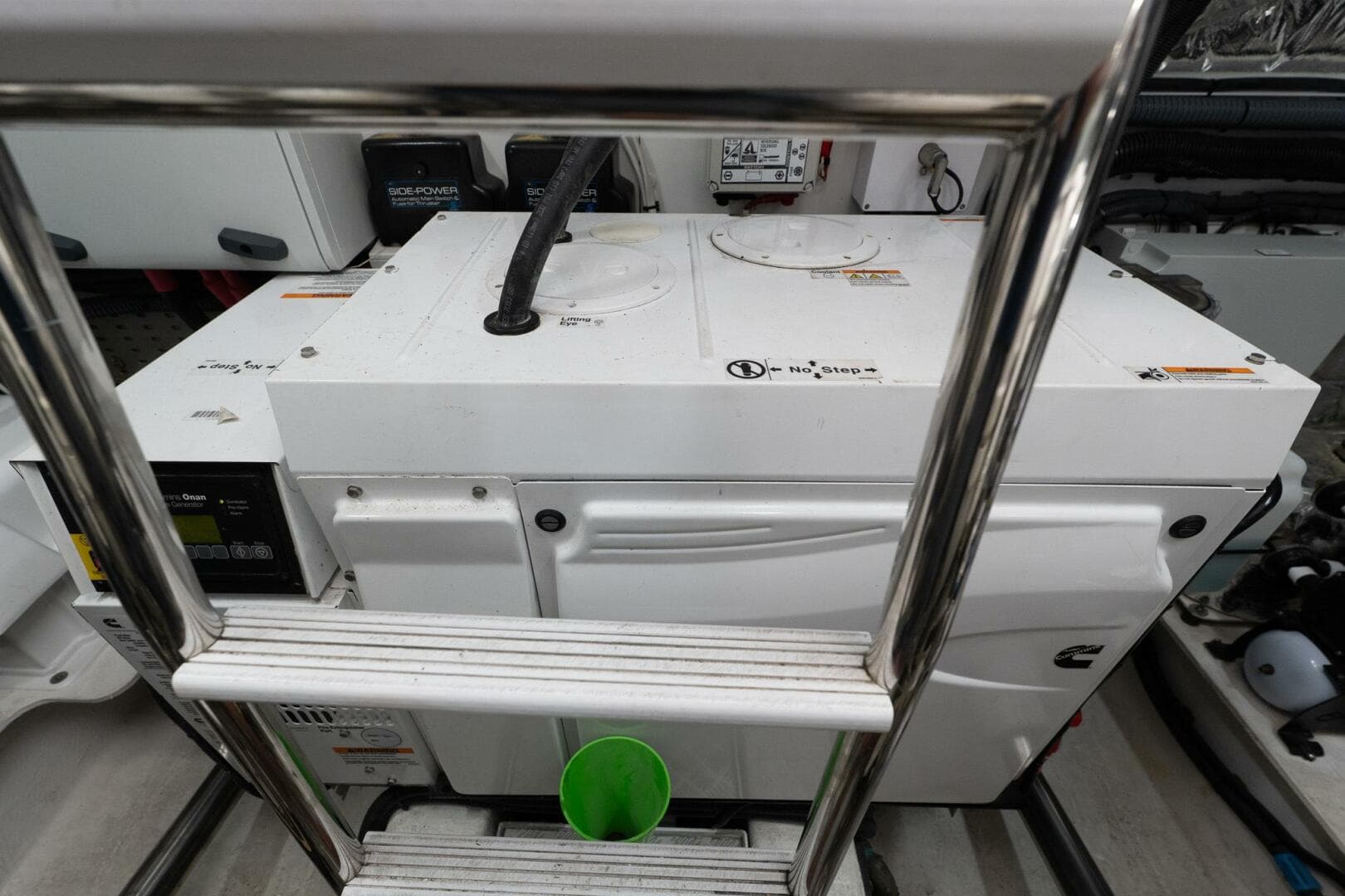 Princess 62 - Regent - Engine Room