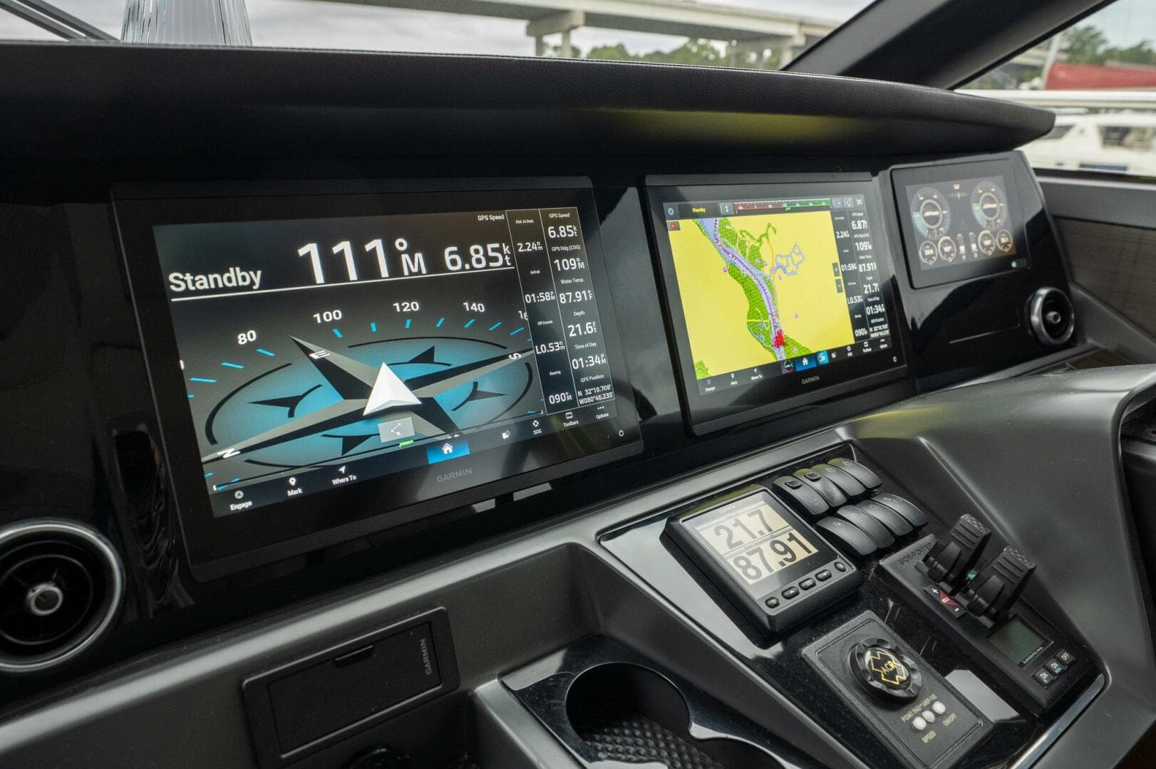 Princess 62 - Regent - Helm