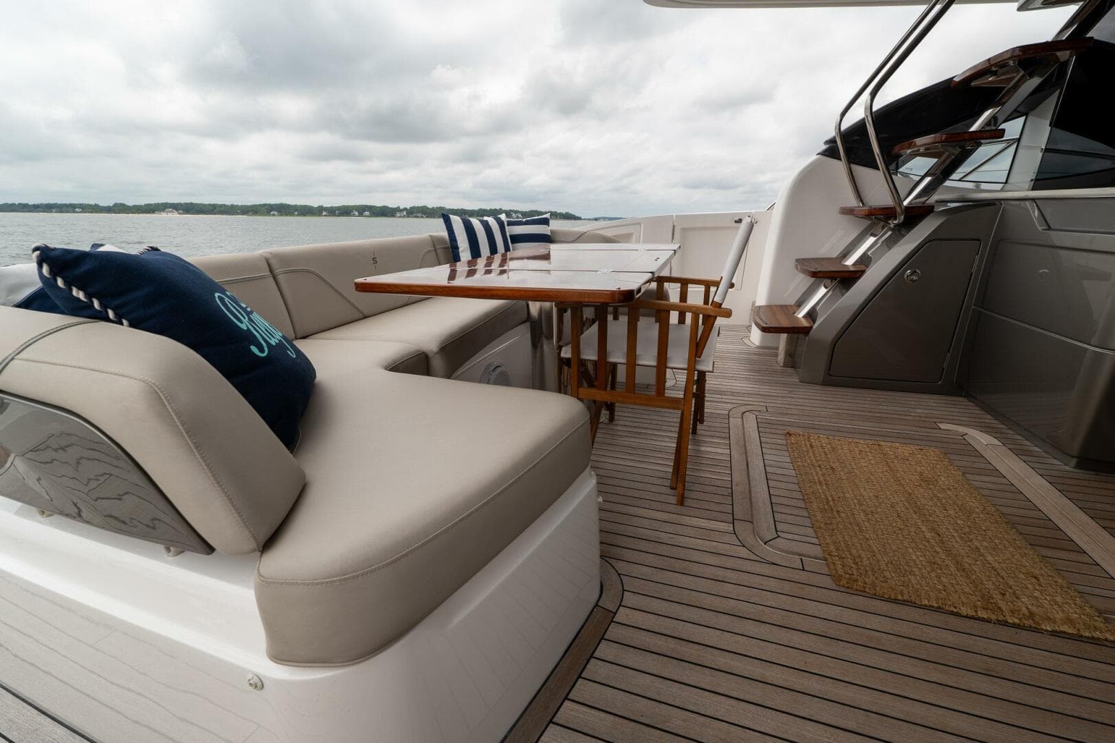 Princess 62 - Regent - Cockpit