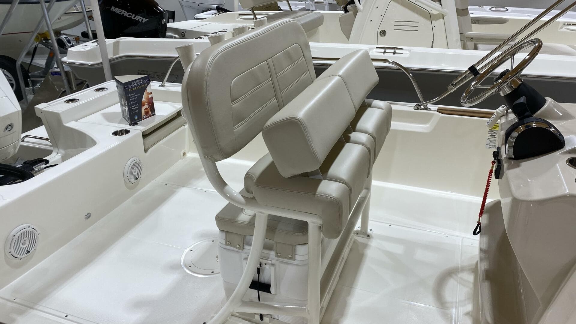 2022 Boston Whaler 
