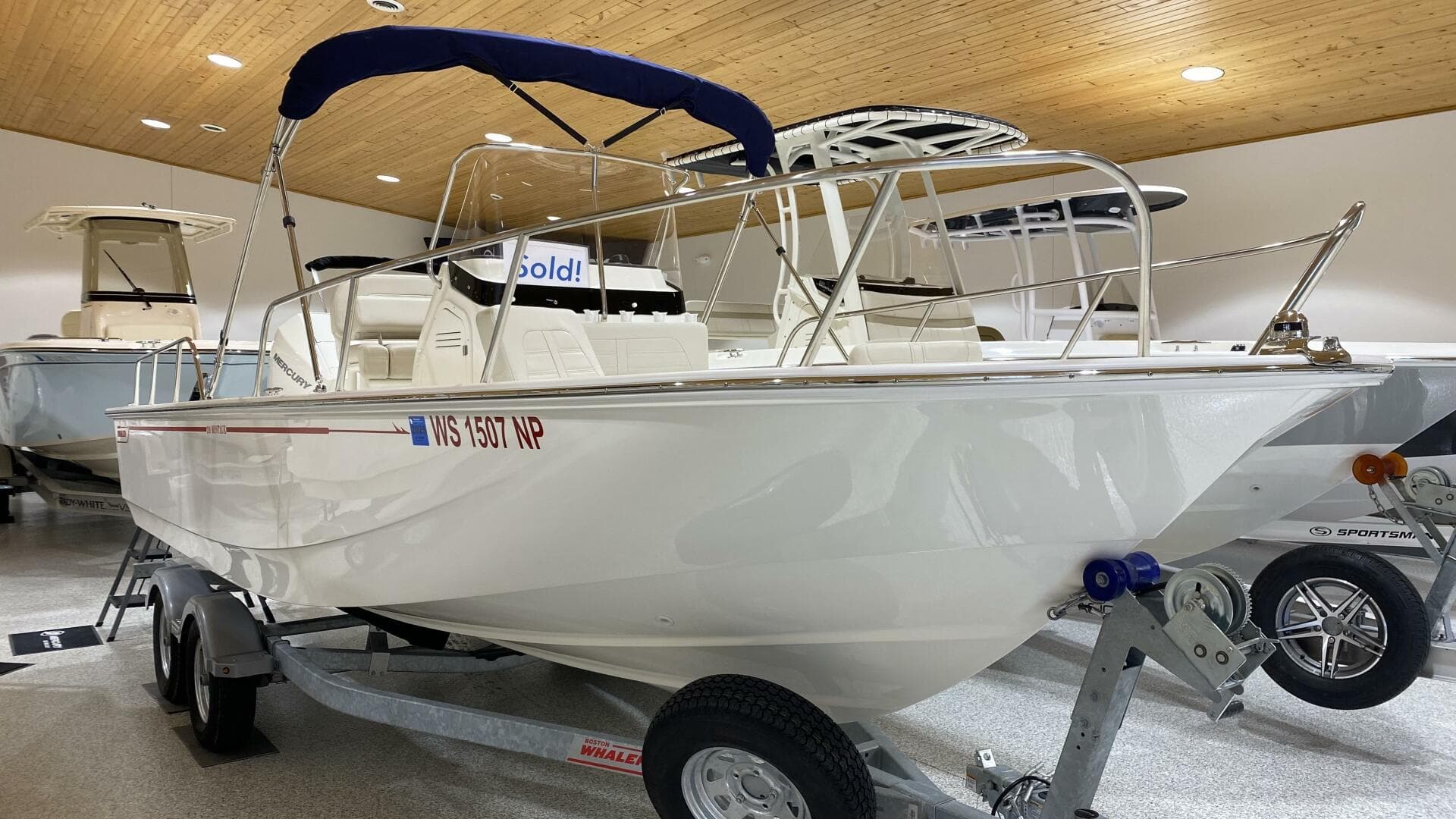2022 Boston Whaler 
