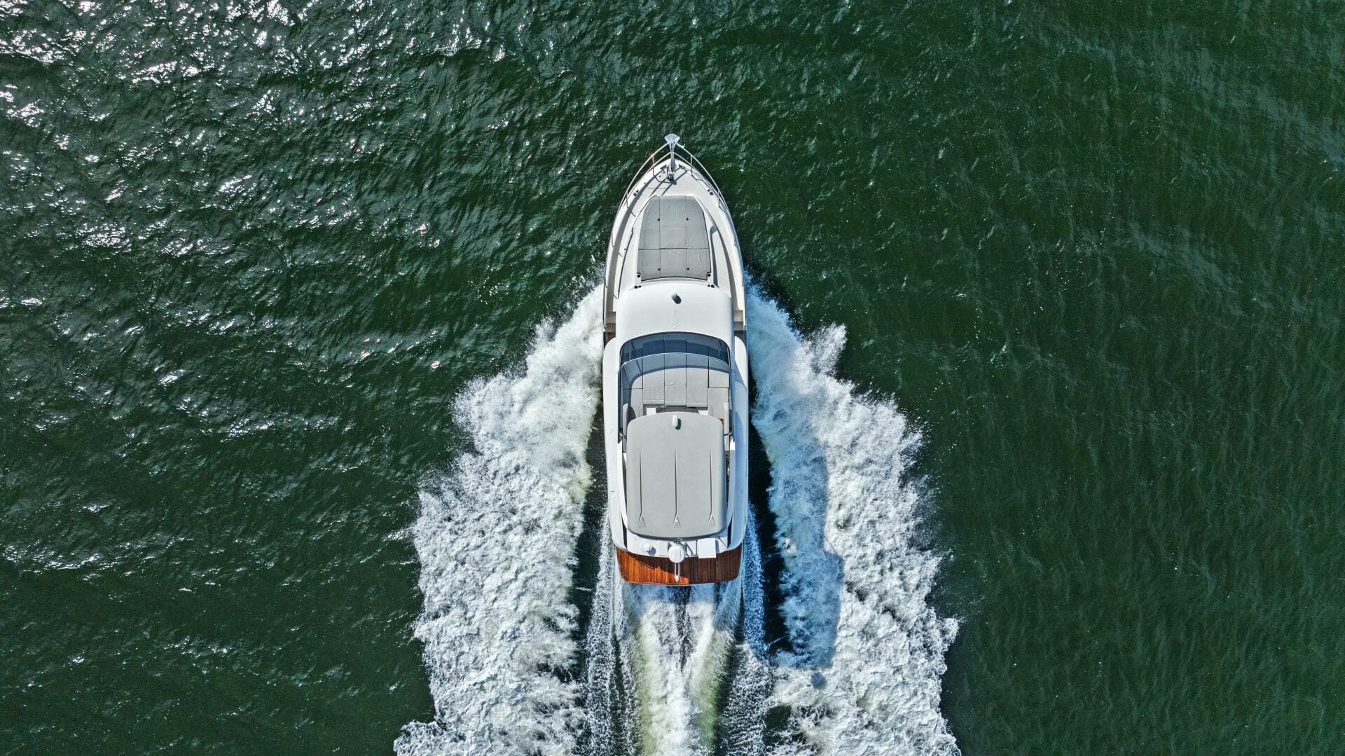 2025 Absolute 48 Navetta