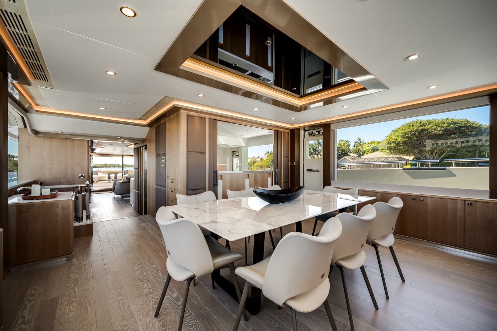 2025 Ocean Alexander 28L