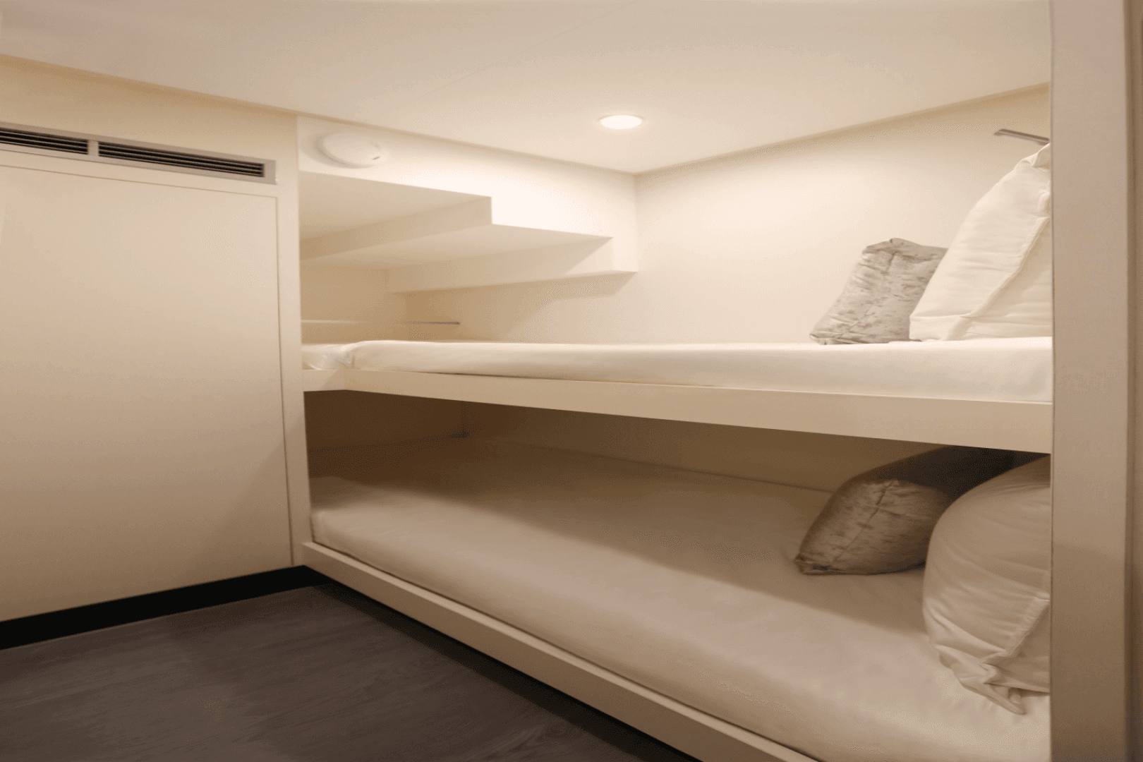 2025 Ocean Alexander 28L