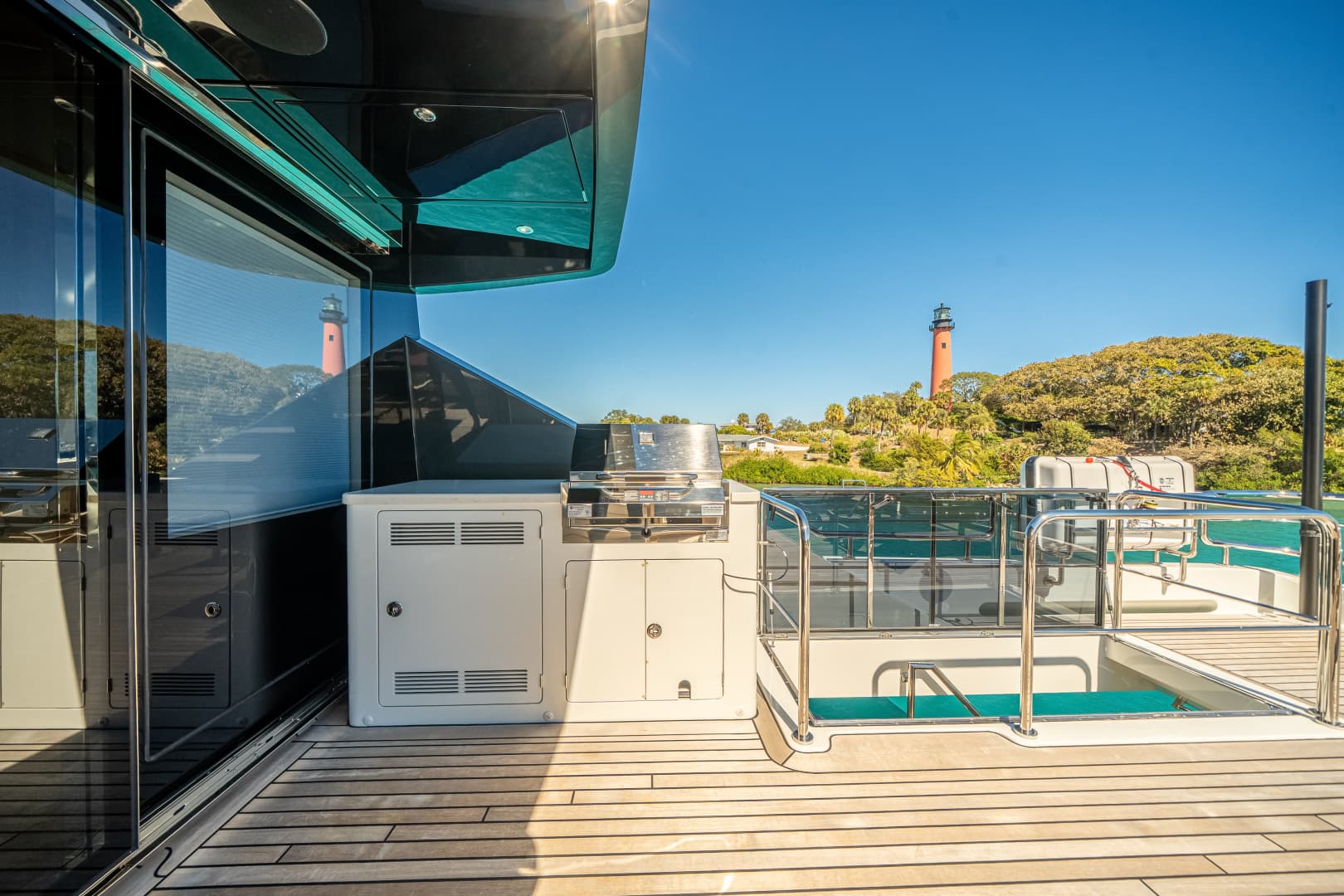 2025 Ocean Alexander 28L