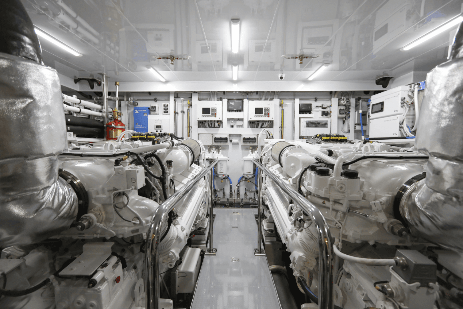 2025 Ocean Alexander 28L