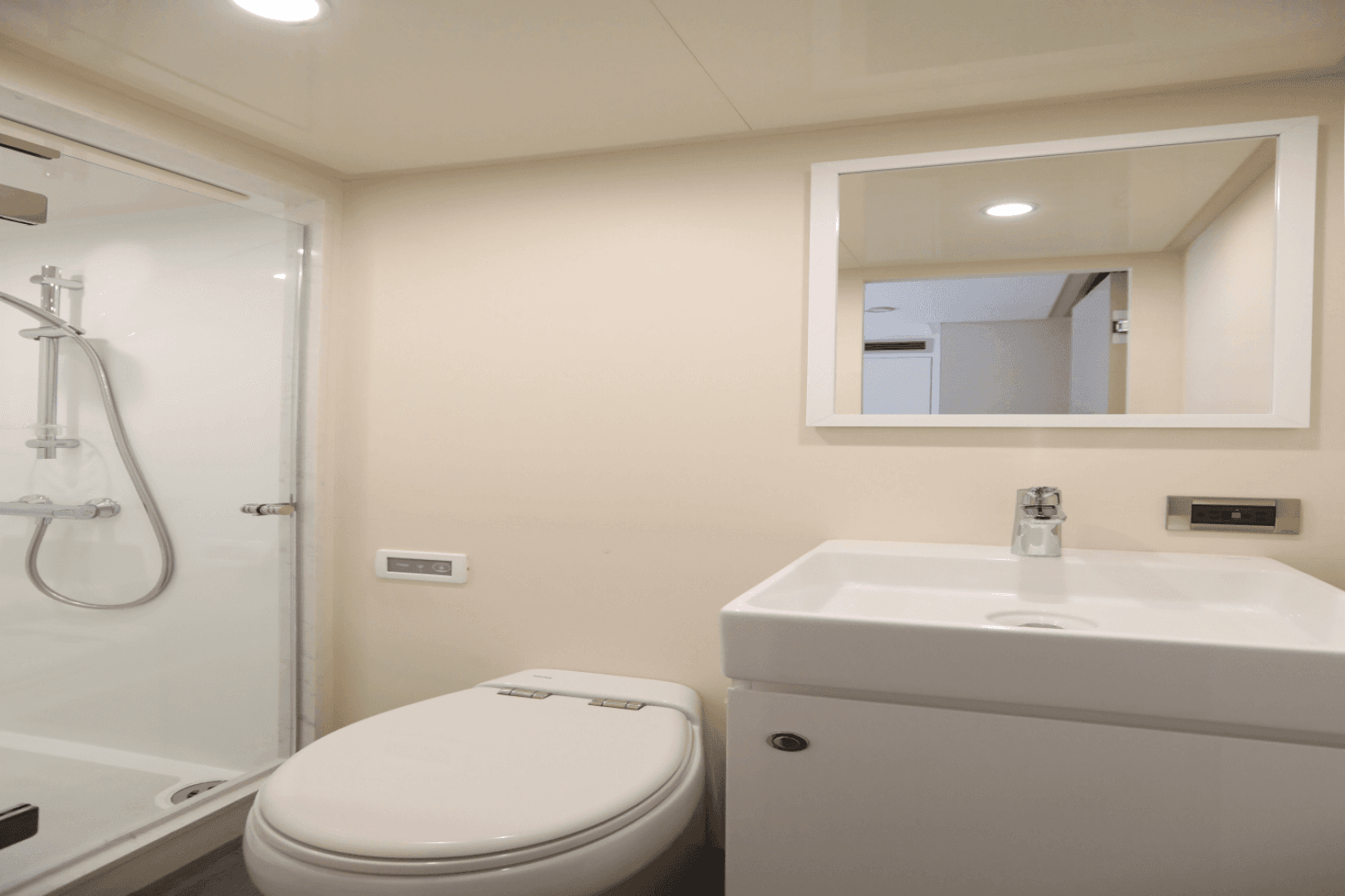 2025 Ocean Alexander 28L