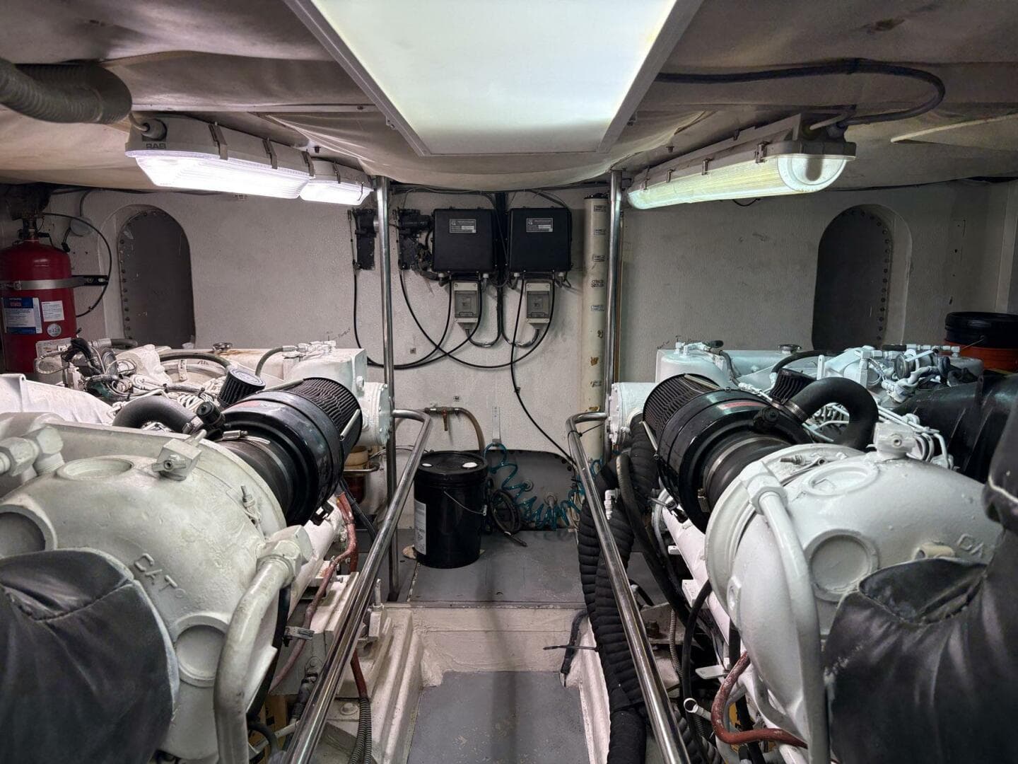 1999 Ferretti Yachts 80 RPH