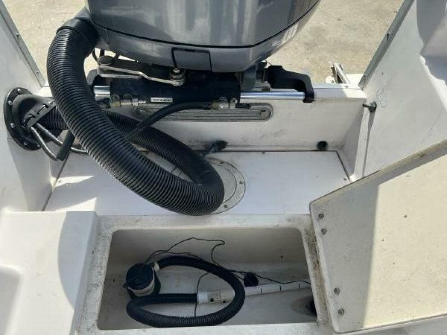 1987 Grady-White 20 Overnighter