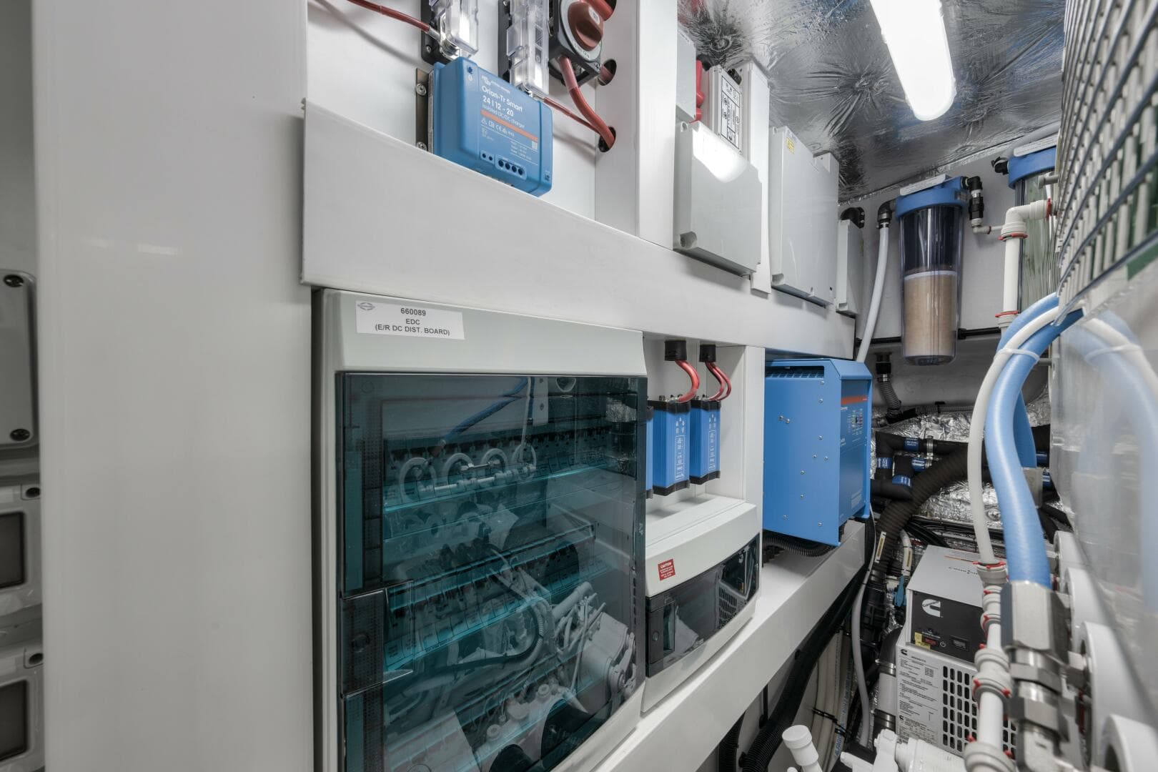 2026 Sunseeker 88 Yacht