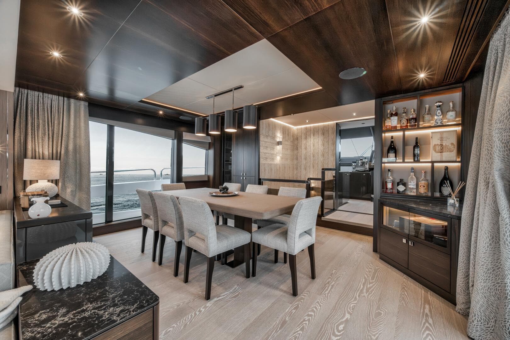 2026 Sunseeker 88 Yacht